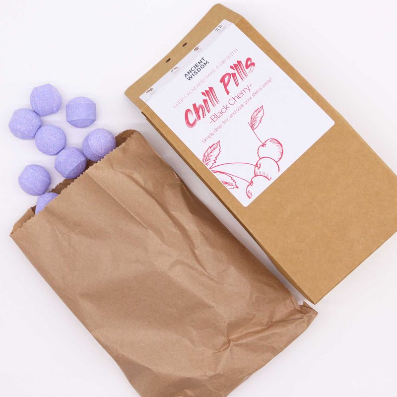 Chill Pills Подарунковий Набір 350 г - Чорна Вишня