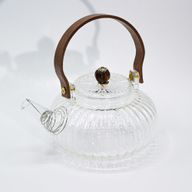 Скляний Чайник "Рифлена перлина" з Дерев'яною Ручкою - 850 мл