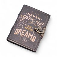 Шкіряний Блокнот "Never Give Up On Your Dreams" - 200 Сторінок 18х13 см