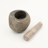 Середня Декоративна Ступка з Товкачиком (Річковий Камінь) - прибл. 12х8 см