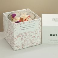 Agnes + Cat Ботанічна Свічка з Соєвого Воску - Троянди Сорей