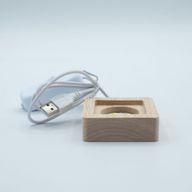 Дерев'яна LED-підставка з USB Квадратна 6 см - Холодне/Тепле/Денне Світло