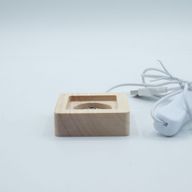 Дерев'яна LED-підставка з USB Квадратна 6 см - Багатокольорове Світло