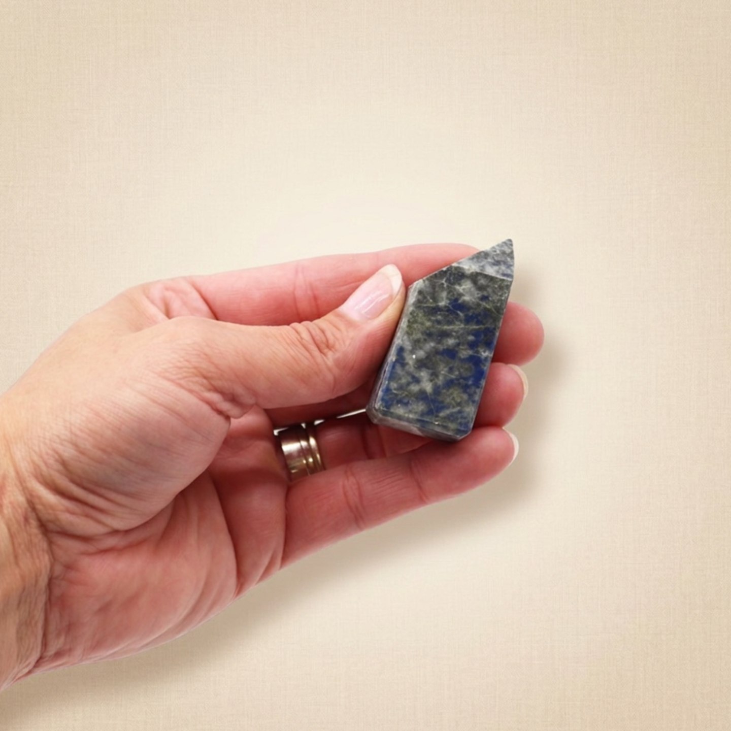 Кристали загостреної форми