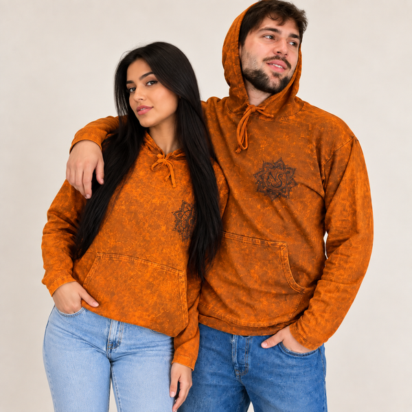 Nomad Sari – худі з "вареним" ефектом та кишенею-кенгуру