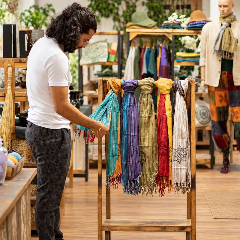 Стартовий набір Nomad Sari Travel Blessing Scarves – 72 шарфи + БЕЗКОШТОВНА стійка для демонстрації