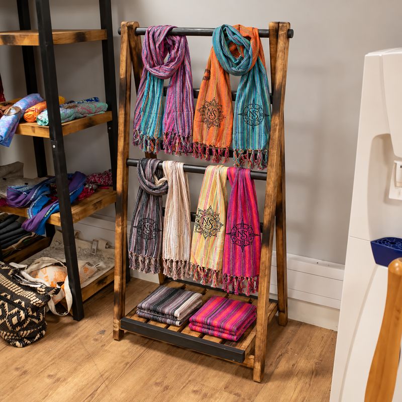Стартовий набір Nomad Sari Travel Blessing Scarves – 72 шарфи + БЕЗКОШТОВНА стійка для демонстрації